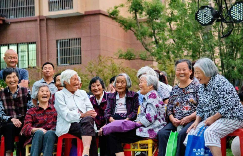 老旧小区改造焕新颜，居民幸福指数节节高